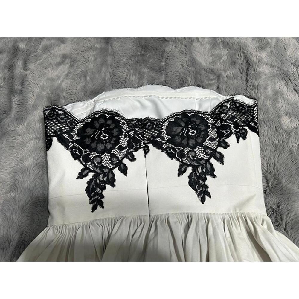 Robert Rodriguez Strapless White Dress with Black Lace Trim – Size 4 - Picture 2 of 3